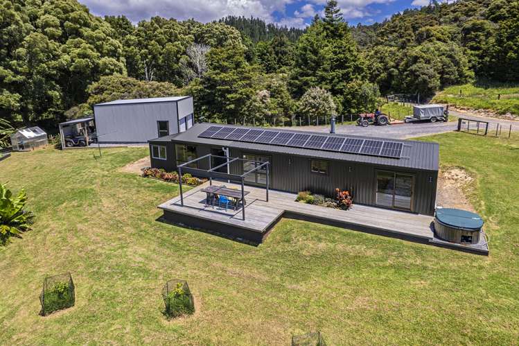 241a Hailes Road Whananaki_40