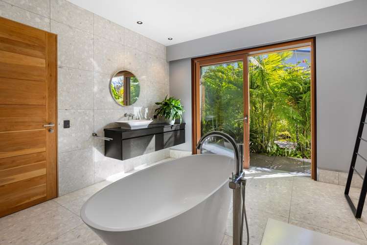 6 Robinson Road Whitianga_15