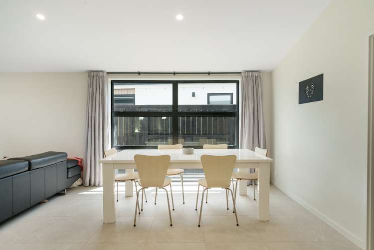 3 Royal Crescent Papamoa_9