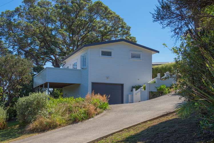 23 Victoria Road Onetangi_24