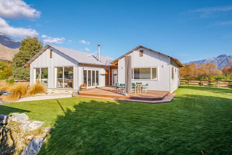 10 Birchdale Place Glenorchy_12