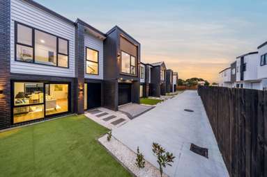 106D Edgewater Drive_1
