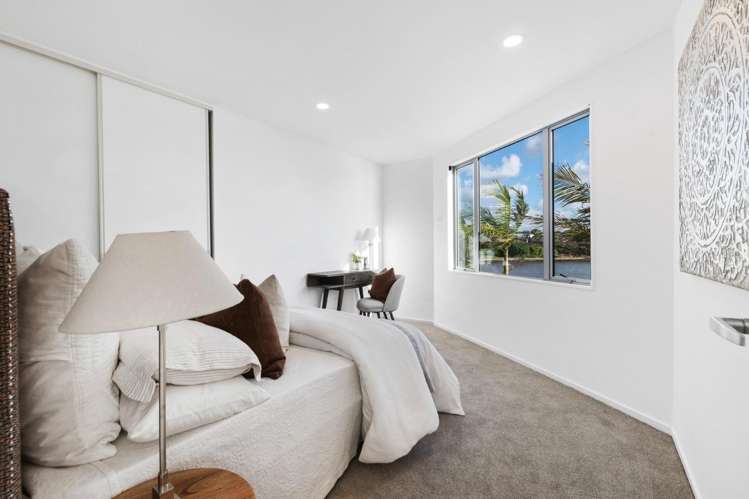 6B Arkley Avenue 10671_23