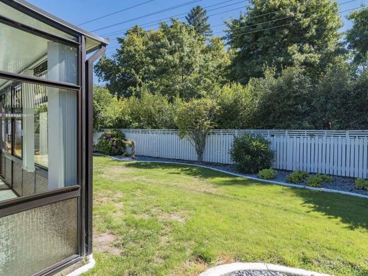 9 Byron Place Stoke_18