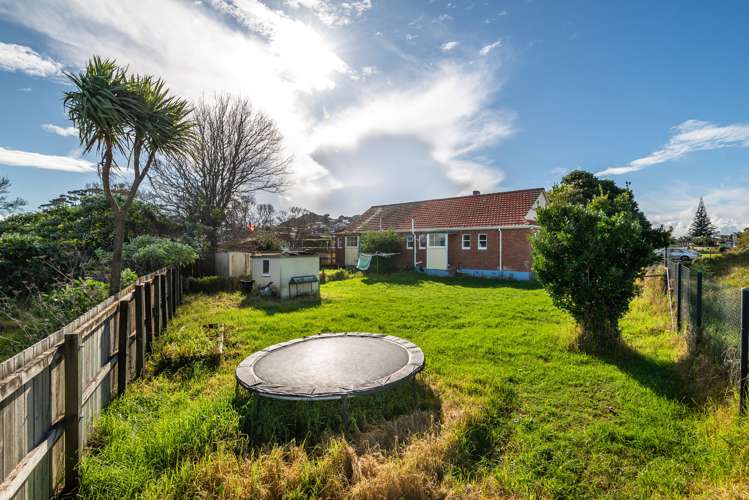 5 Barrymore Road Mt Albert_12