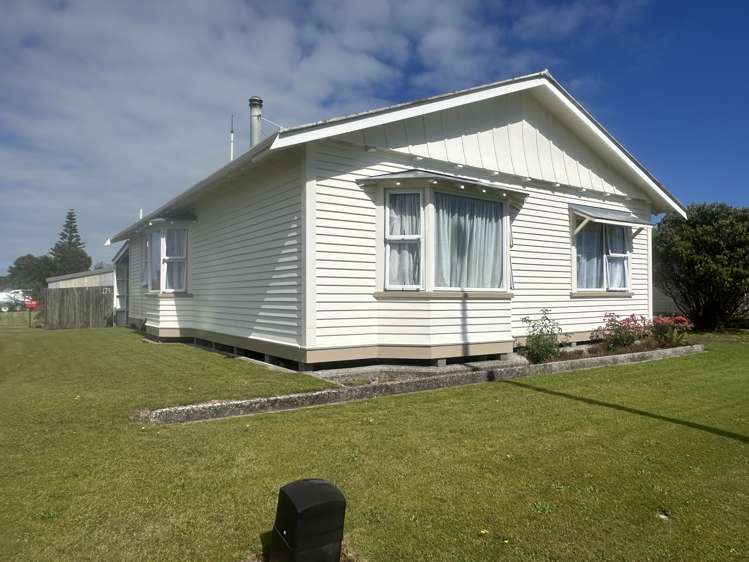 179 Weld Street Hokitika_21
