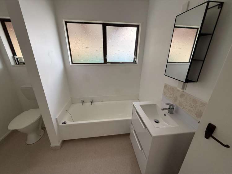 1/112 Bell Street Whanganui Central_7