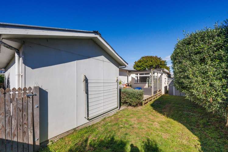 3 Saint Johns Avenue Palmerston North Central_21