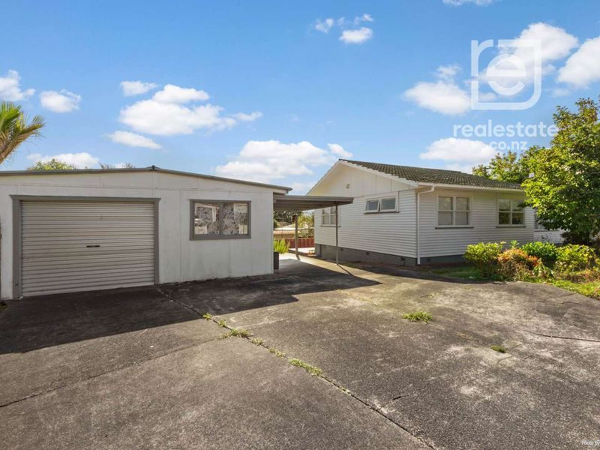 90 Divich Avenue Te Atatu South_0