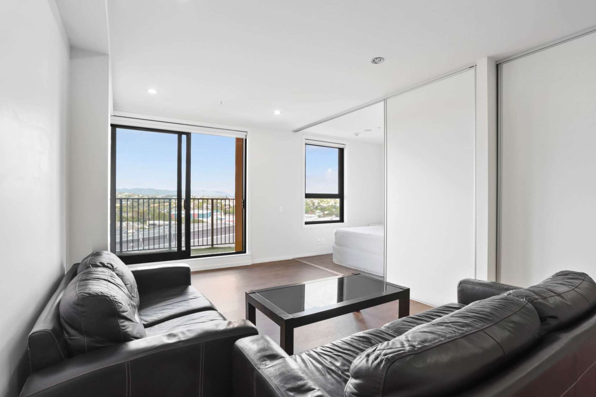 907/20 McCrae Way New Lynn_0