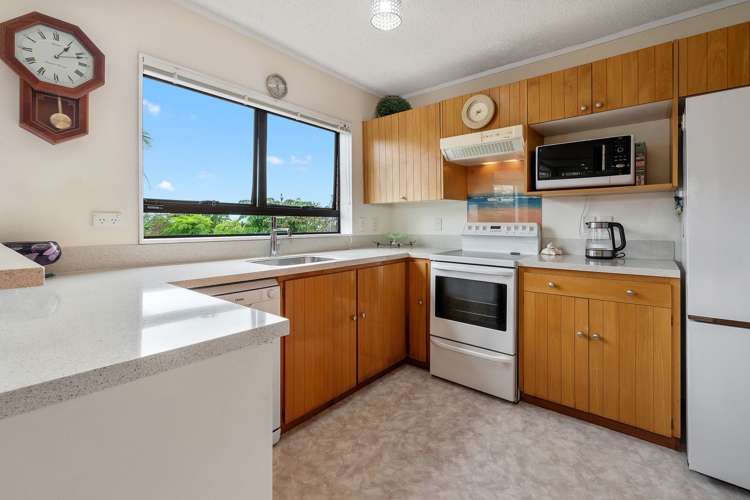 2/2 Law Street Torbay_5