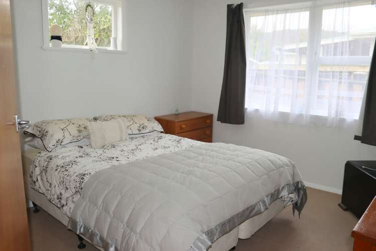 74 Brandon Street Featherston_13