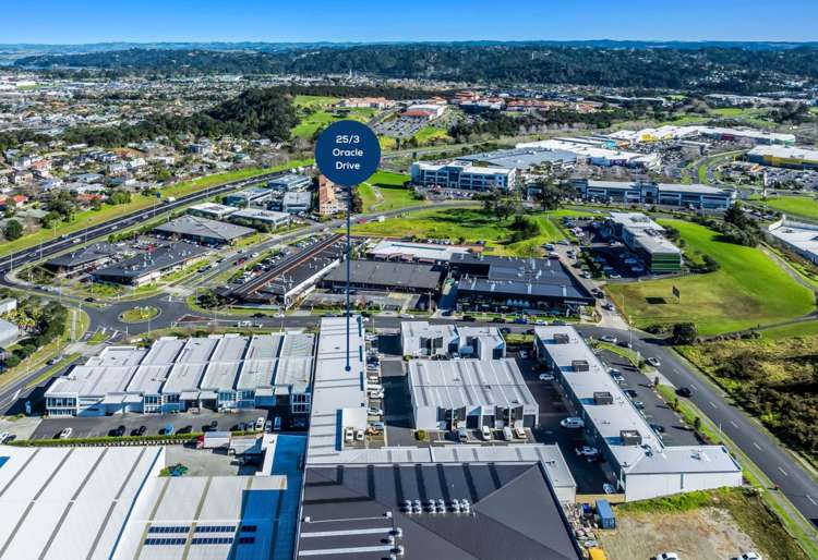 25/3 Oracle Drive Albany_10