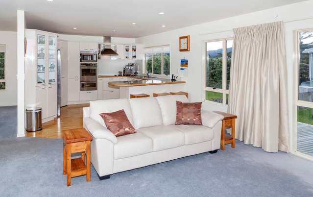 303b Mary Road Whangamata_4