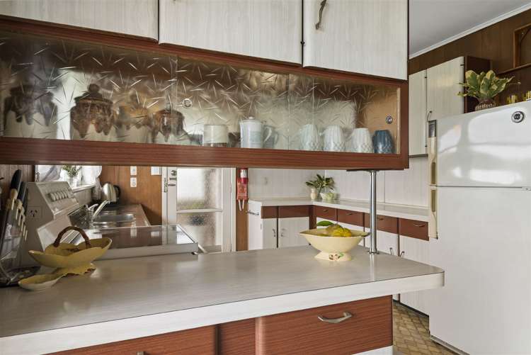 84 Royal View Road Te Atatu South_12