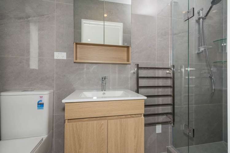 F/208 Archers Road Glenfield_11