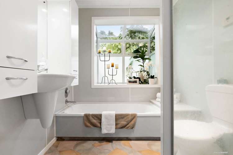 115 Aka Aka Road Puni_16