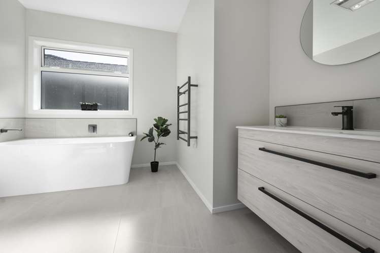 5 Mckay Close Frimley_11