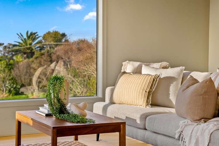 87 M Greenwood Road Leigh_15