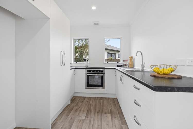 3 & 3a Angus Street Otara_16