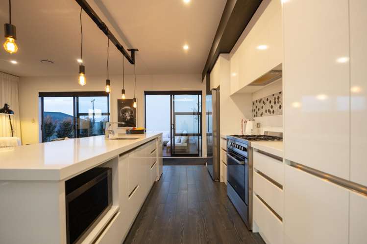 14 Monaco Grove Fitzherbert_5