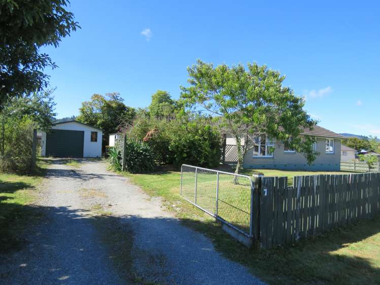 7 Plaskett Street Reefton_15