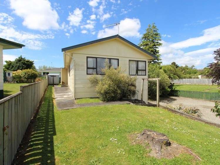 38 Tararua Street Pahiatua_12