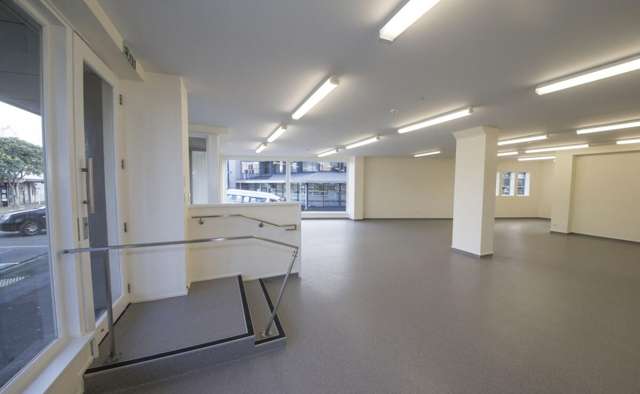 Prime Eden Terrace Retail Opportunity with On‑Site Parking