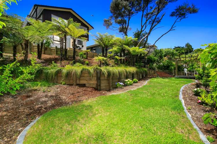 7 Pluto Place Beach Haven_25