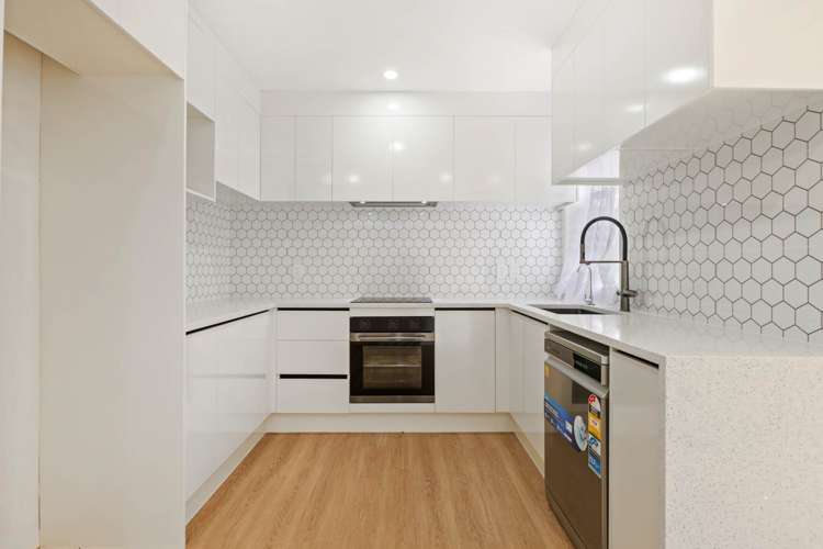 2/14 Regent Street Papatoetoe_3