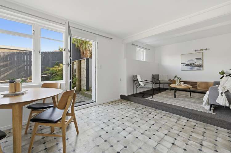 32 Paine Street Judea_22