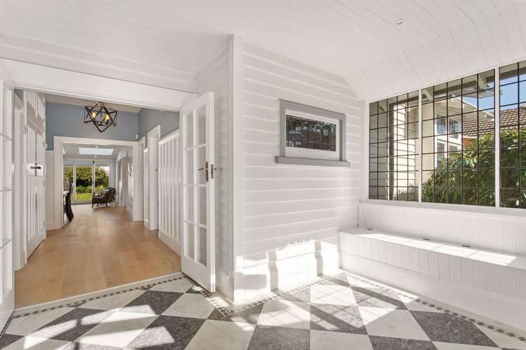 112 Knowles Street Saint Albans_21