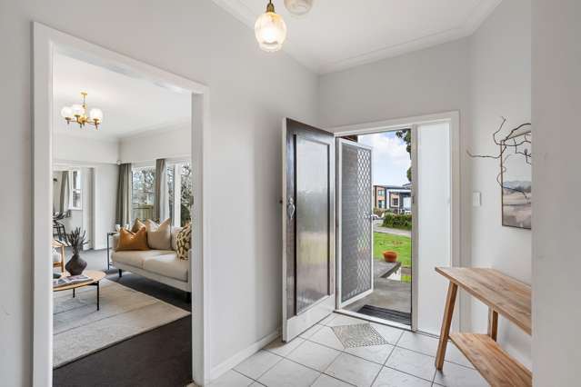 10 Scanlen Terrace Kelston_4