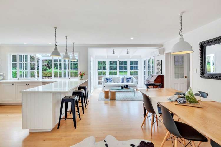 954 Beach Road Torbay_12