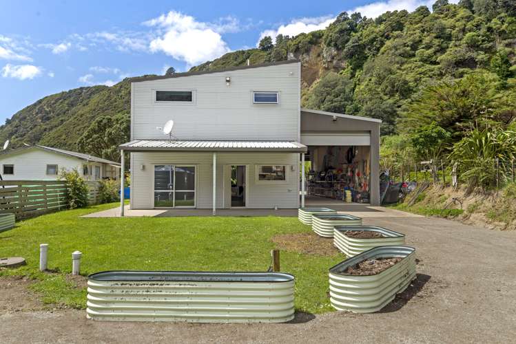 146 Onepoto Road Hicks Bay_13