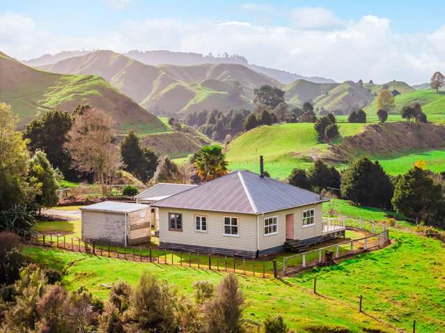 Sun-soaked lifestyle with views to match