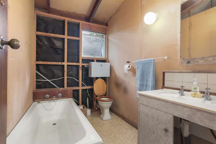 35 Tane Road Laingholm_7