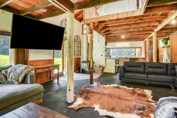 1529 Kauarapaoa Road_2