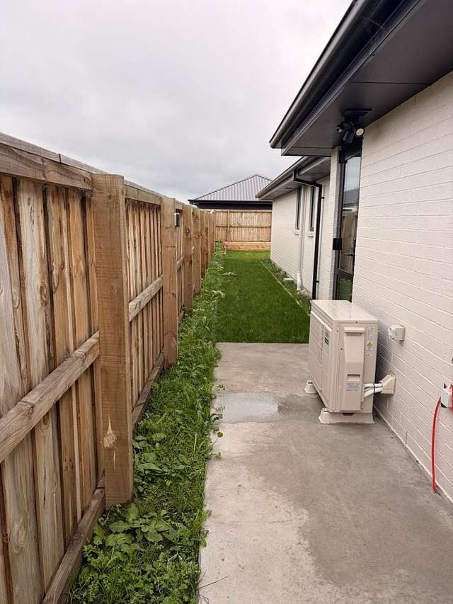 12 Vercoe Street Elgin_1