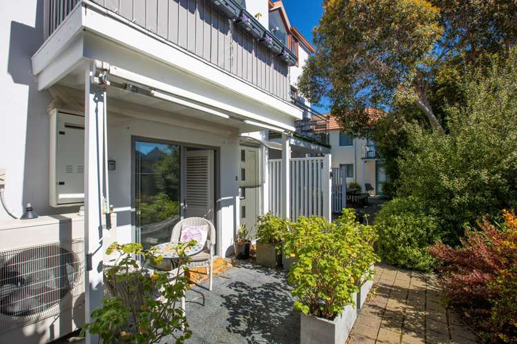 5F Church Street Akaroa_15