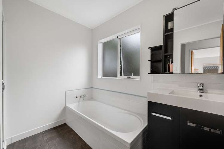 64a Tawa Road One Tree Hill_12