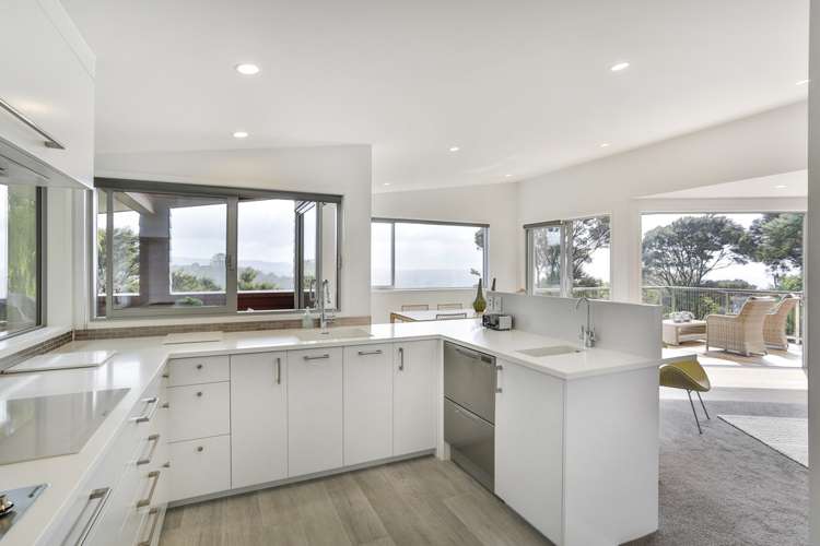 180 Scenic Drive Titirangi_8