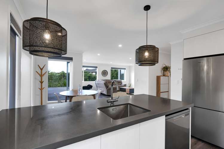 4 Kakariki Lane Waiwhakaiho_6