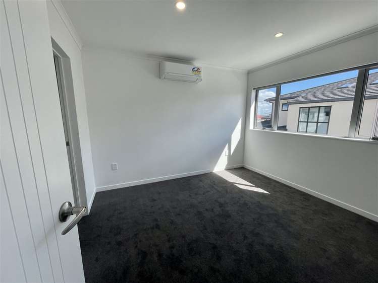 271C Te Atatu Road Te Atatu South_9