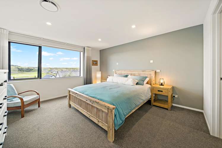 15 Moki Place Long Bay_10