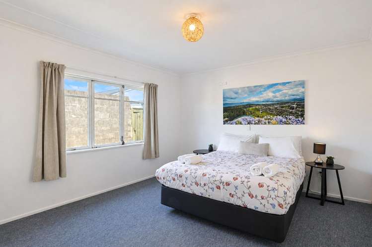 12 Devon Street Glenholme_17