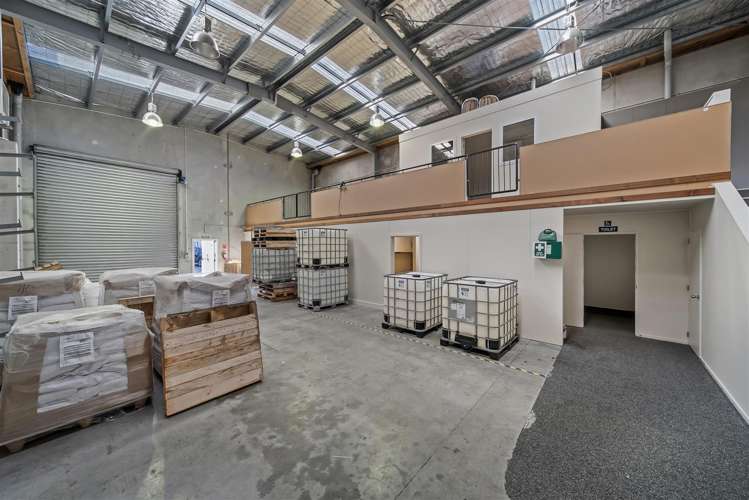 Unit 8, 158 Cavendish Road Casebrook_8