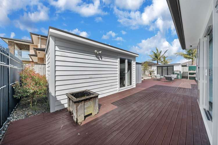 4 Iwinuku Crescent Wattle Downs_21