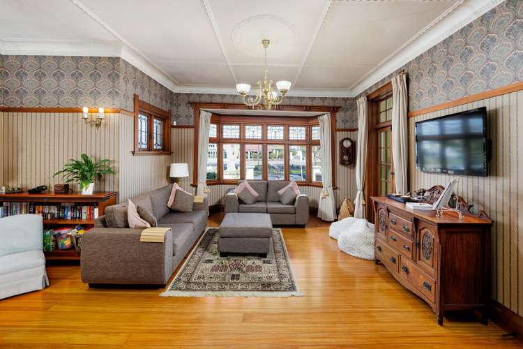 5 Te Aroha Street Hamilton East_9