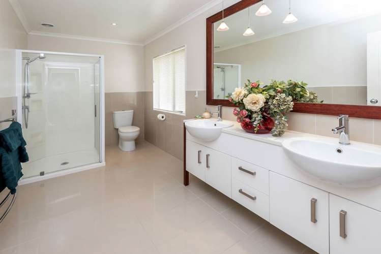 5 Brancott Place Flat Bush_11